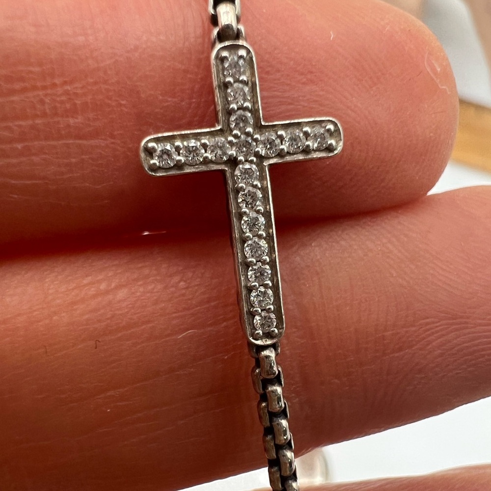 🔴Authentic DAVID YURMAN PETITE PAVÉ DIAMONDS CROSS CHAIN BRACELET🔴 - Picture 8 of 11